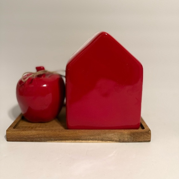 Rae Dunn | Red Schooltime Clock & Apple Decor NIB - Picture 2 of 4
